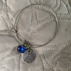 Blue gem bracelet